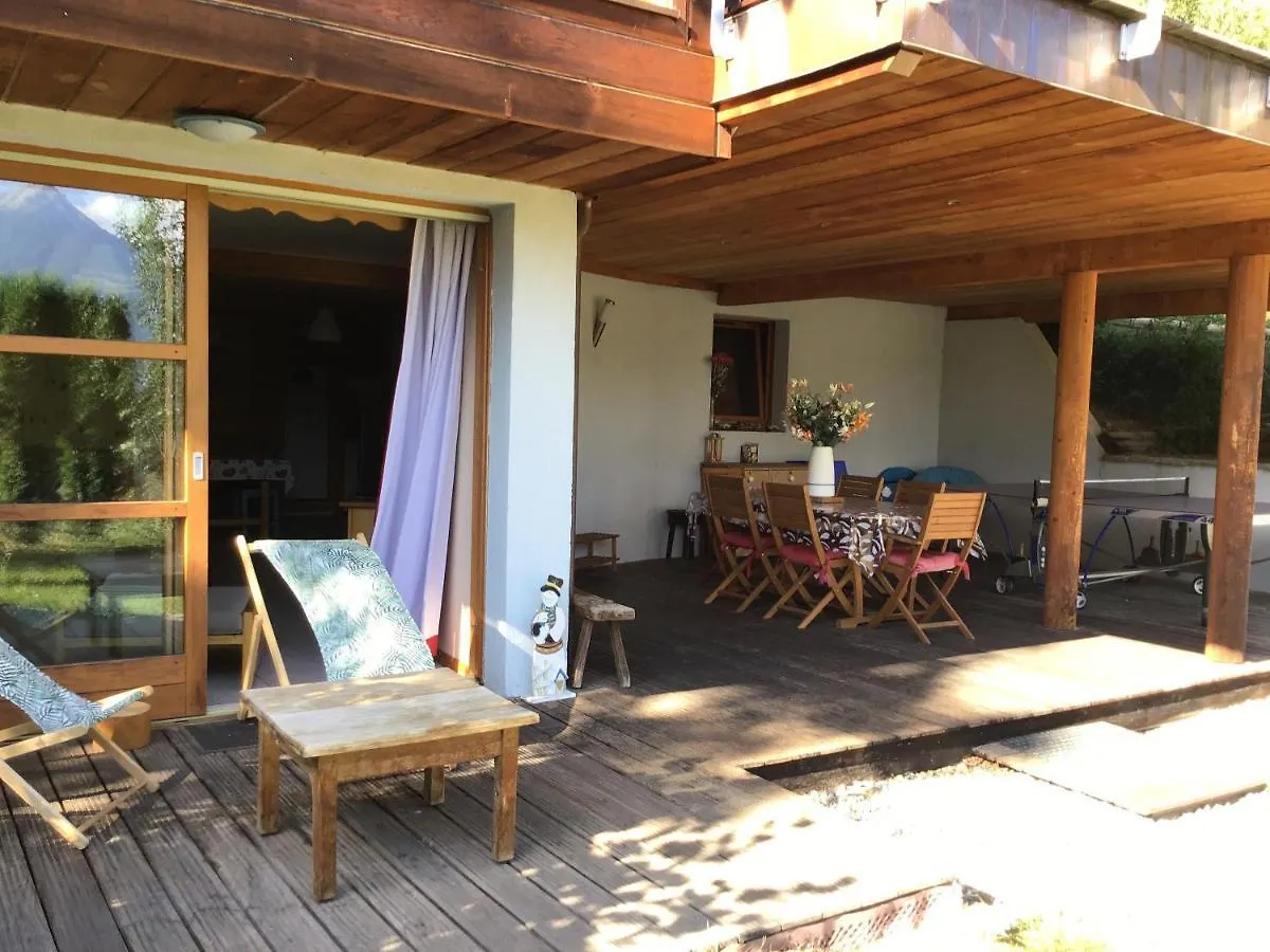 Apartment Charmant Appartement Dans Chalet Briancon  France